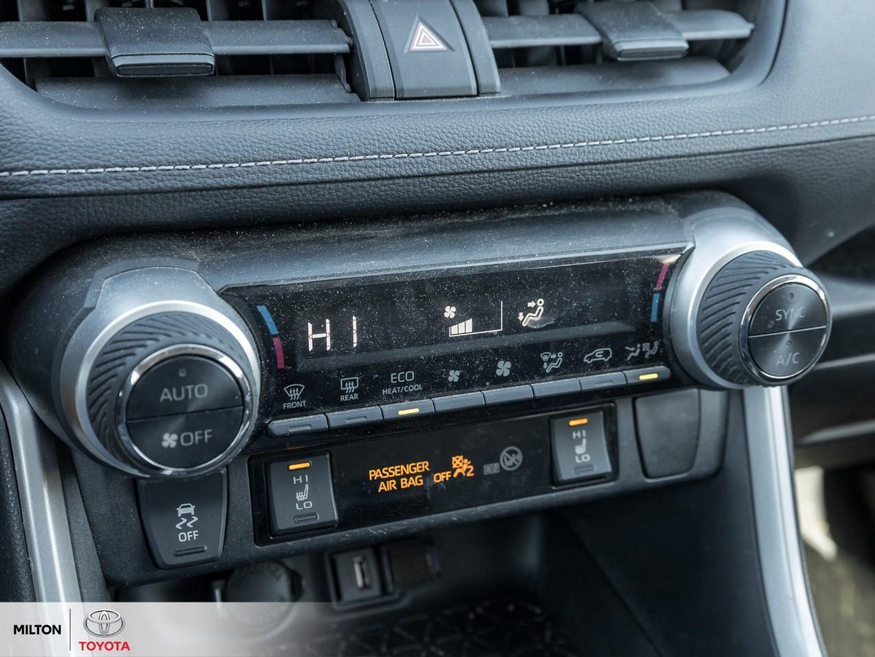 2021 Toyota RAV4 Hybrid HEATED SEATS BLIND SPOT CARPLAY ANDROID AUTO ONE O Photo