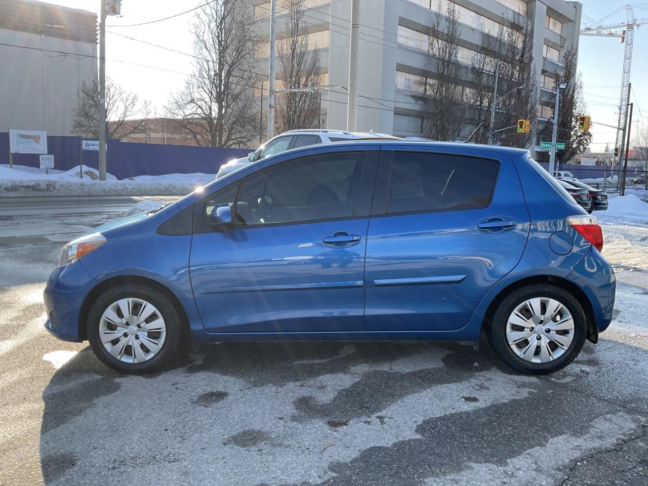 2013 Toyota Yaris LE 5-Door AT - BLUETOOTH! CRUISE! LOW MILEAGE! Photo