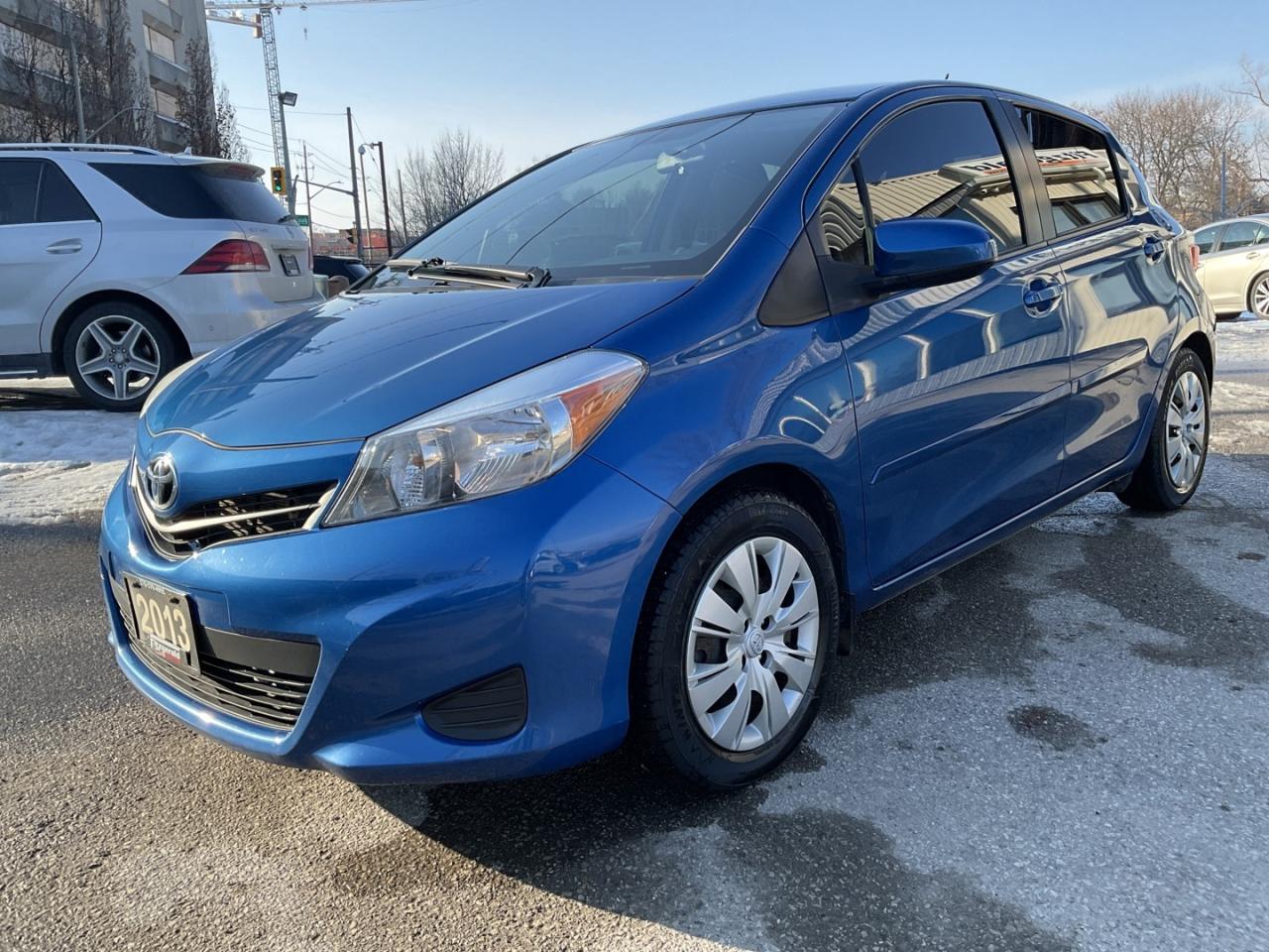 2013 Toyota Yaris LE 5-Door AT - BLUETOOTH! CRUISE! LOW MILEAGE! Photo2