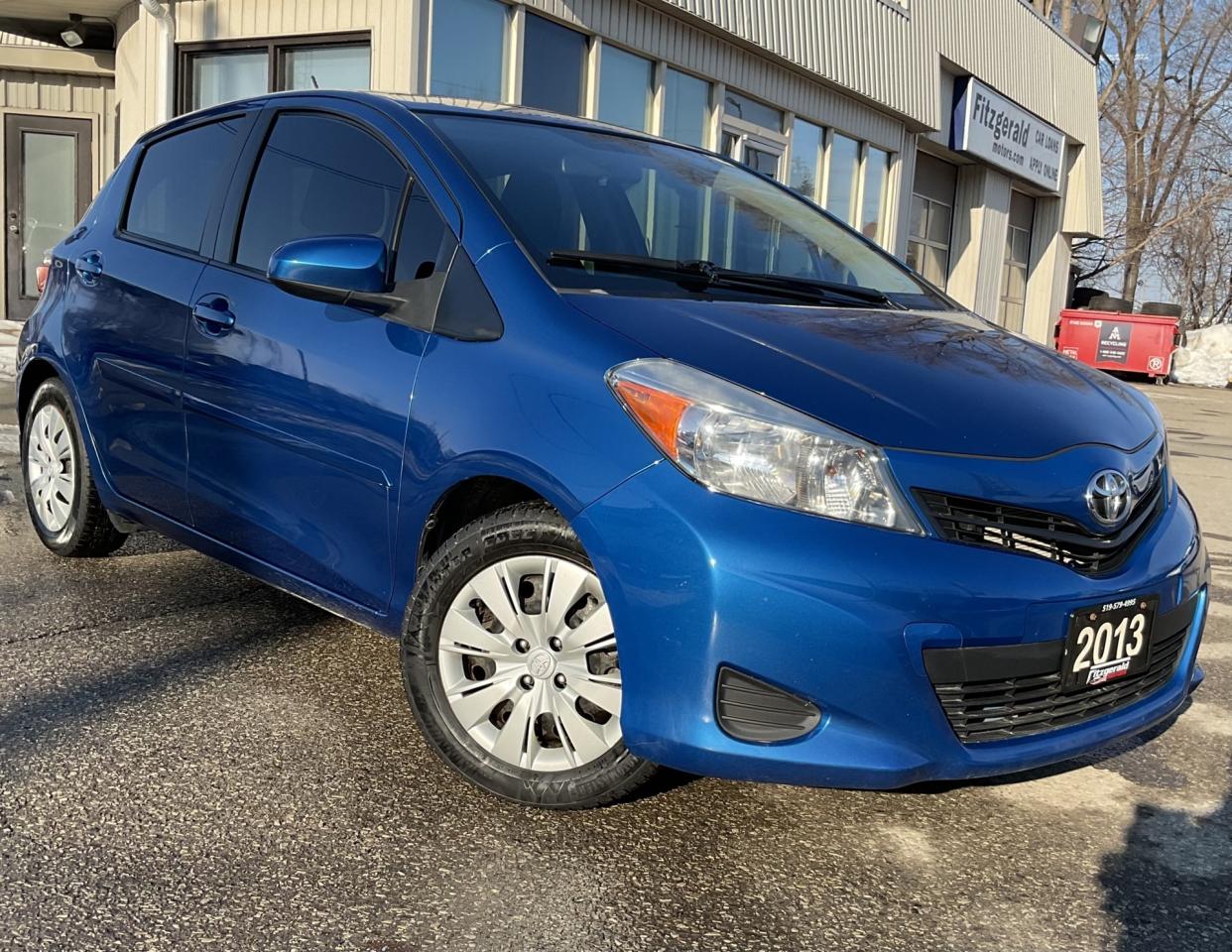 2013 Toyota Yaris LE 5-Door AT - BLUETOOTH! CRUISE! LOW MILEAGE! Photo0