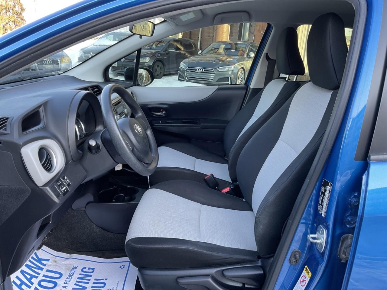 2013 Toyota Yaris LE 5-Door AT - BLUETOOTH! CRUISE! LOW MILEAGE! Photo