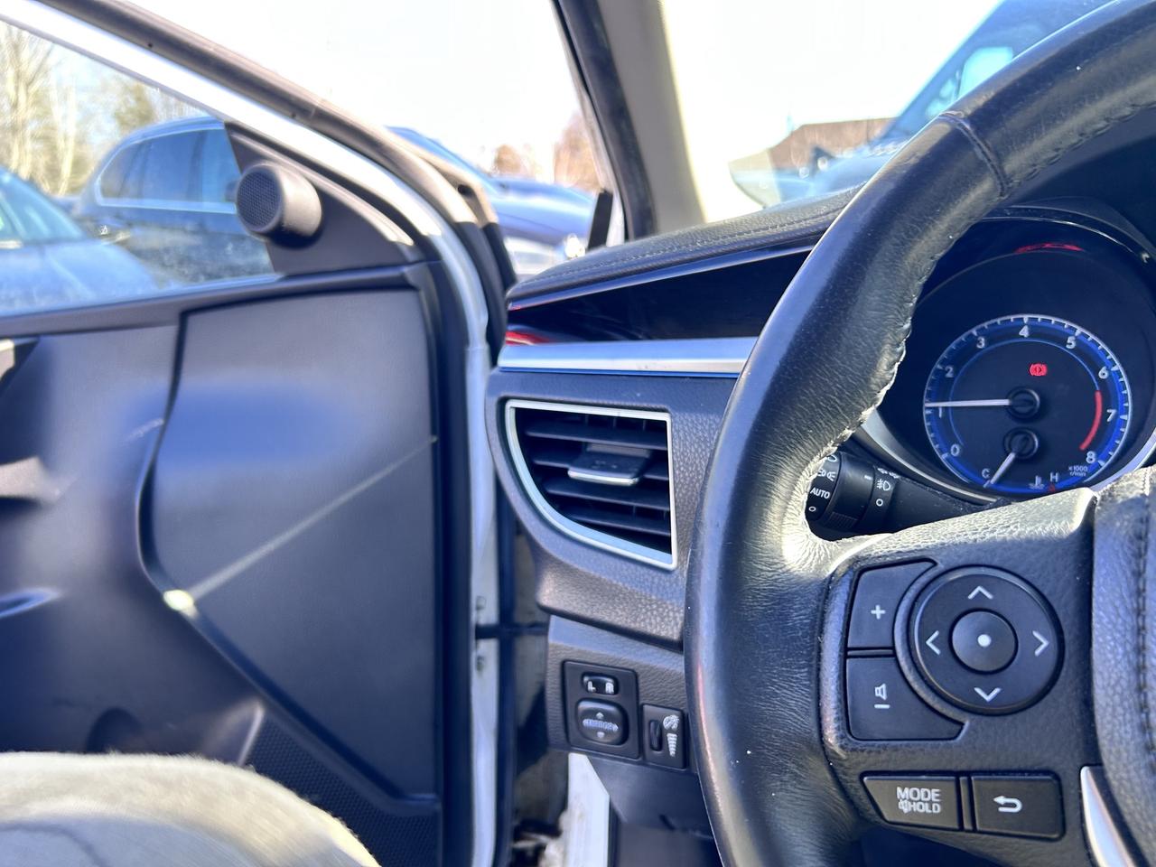 2014 Toyota Corolla 4DR SDN MAN CE Photo