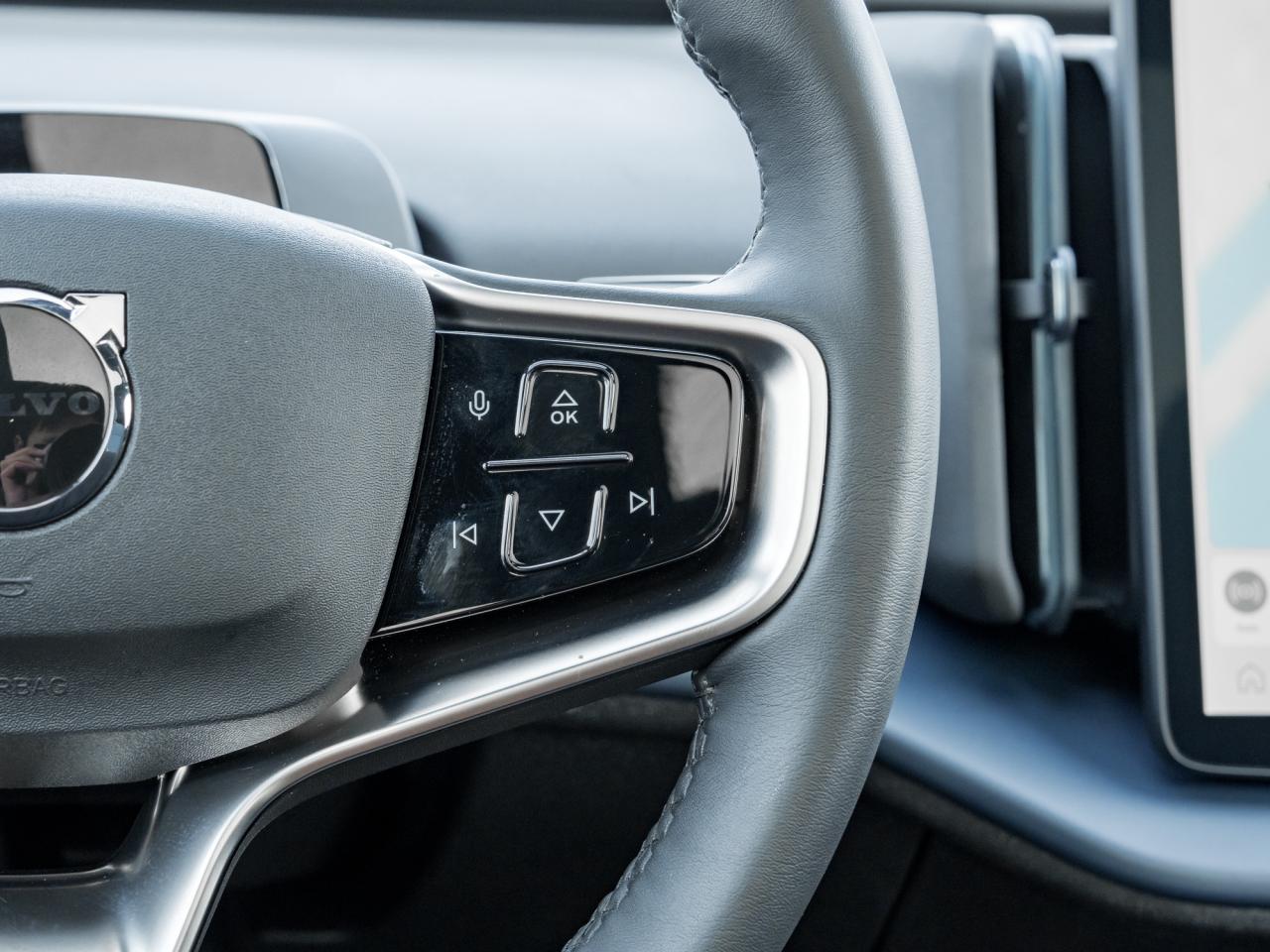 2025 Volvo EX30 Single Motor Extended Range ULTRA-2 SETS OF WHEELS Photo