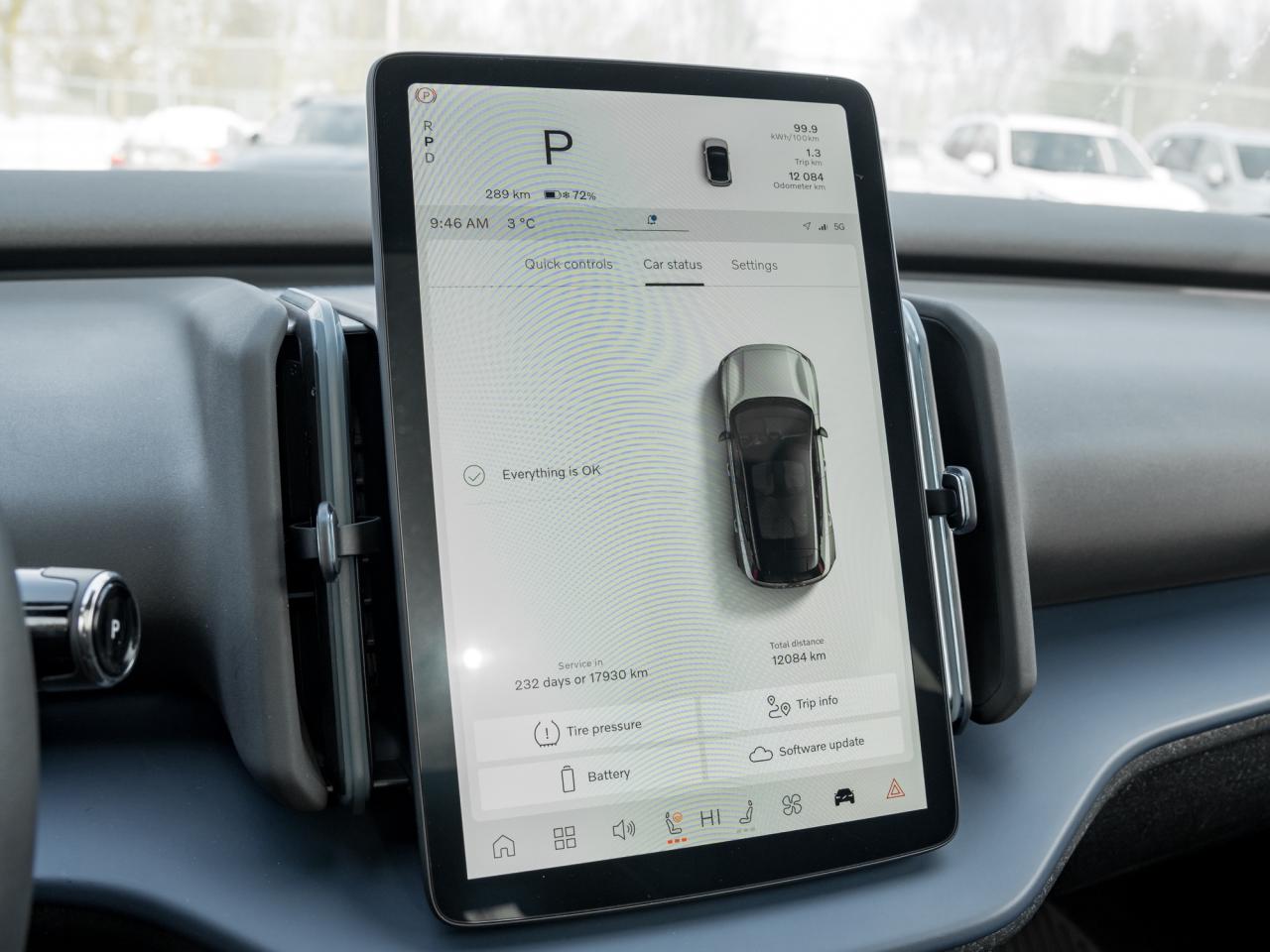 2025 Volvo EX30 Single Motor Extended Range ULTRA-2 SETS OF WHEELS Photo