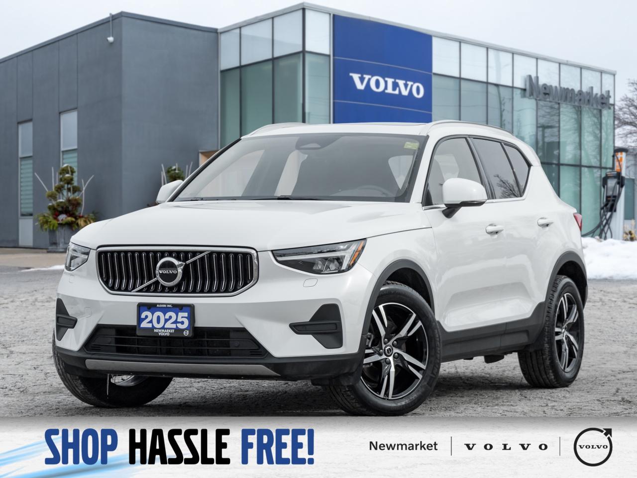 2025 Volvo XC40 B5 AWD Core Bright Theme  CPO FIN RATE 3.49%*-4%* Photo0