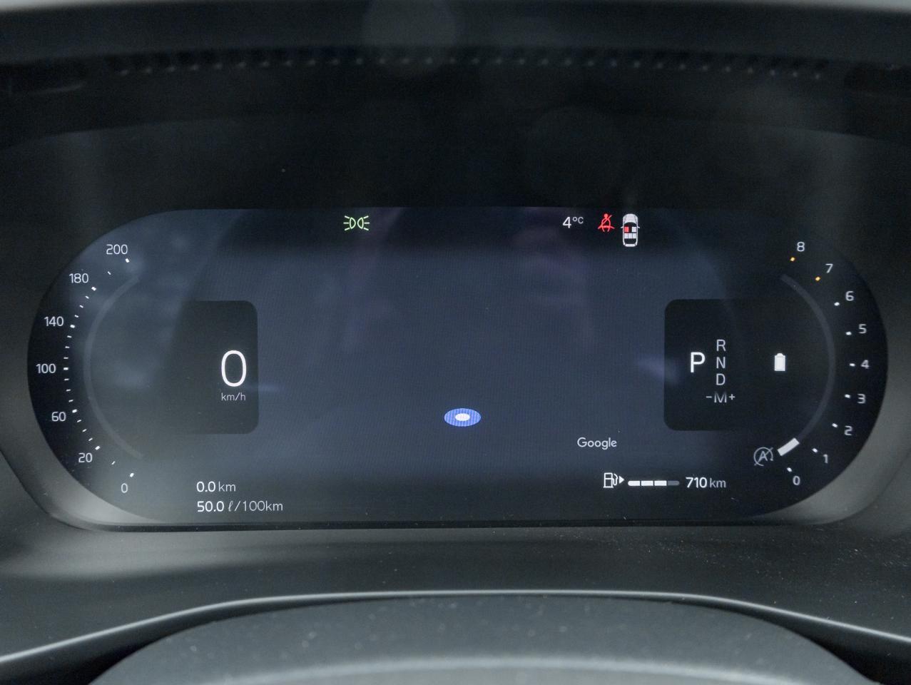 2025 Volvo XC40 B5 AWD Core Bright Theme  CPO FIN RATE 3.49%*-4%* Photo