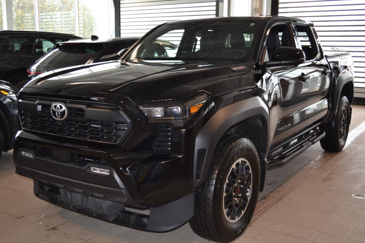 2025 Toyota TACOMA HYBRID  Photo0