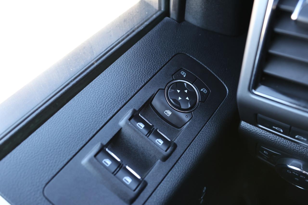 2019 Ford F-150 XLT-4WD-SUPERCREW-R STARTER/B CAM/P SENSORS/P SEAT Photo