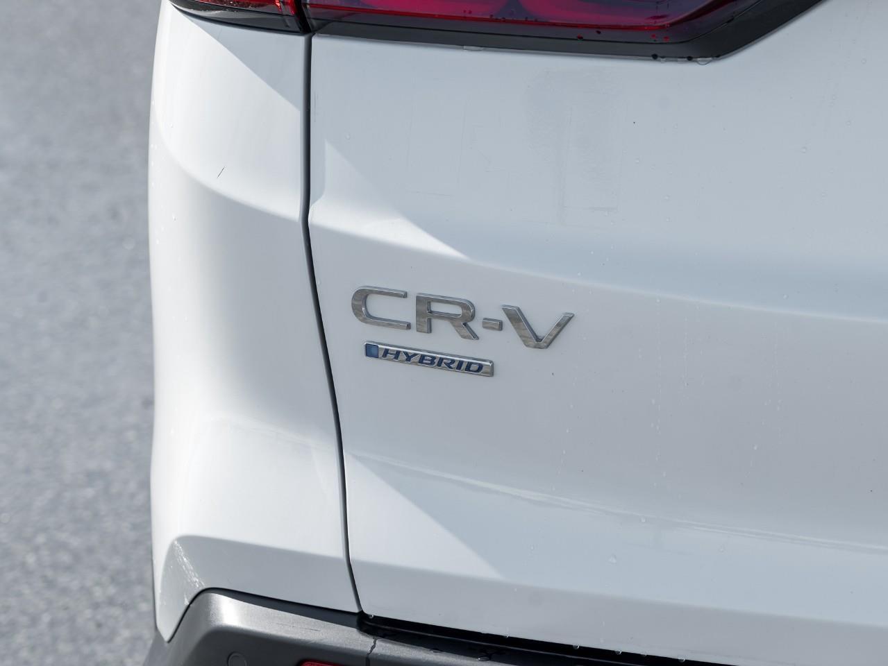 2023 Honda CR-V Hybrid Touring 4dr All-Wheel Drive Photo