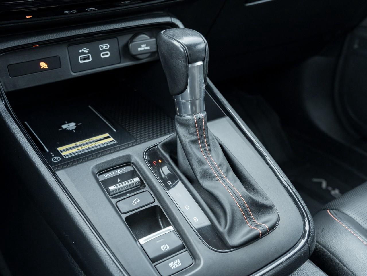 2023 Honda CR-V Hybrid Touring 4dr All-Wheel Drive Photo