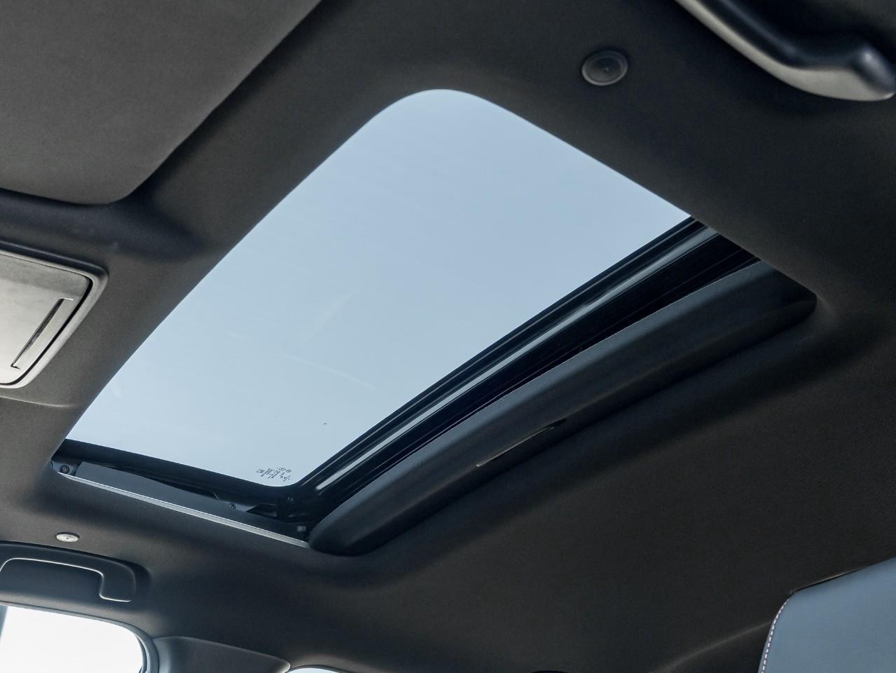 2023 Honda CR-V Hybrid Touring 4dr All-Wheel Drive Photo