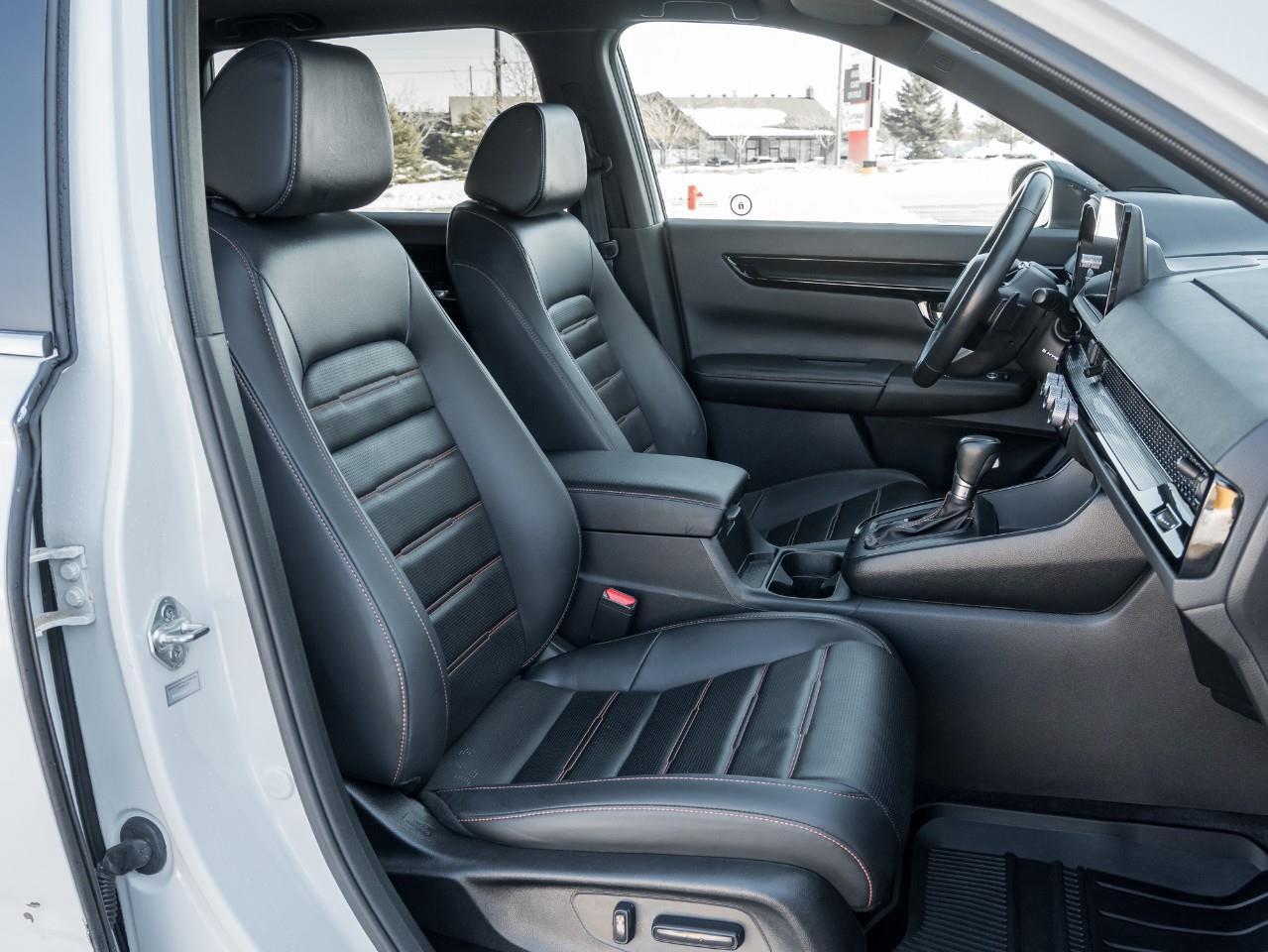 2023 Honda CR-V Hybrid Touring 4dr All-Wheel Drive Photo