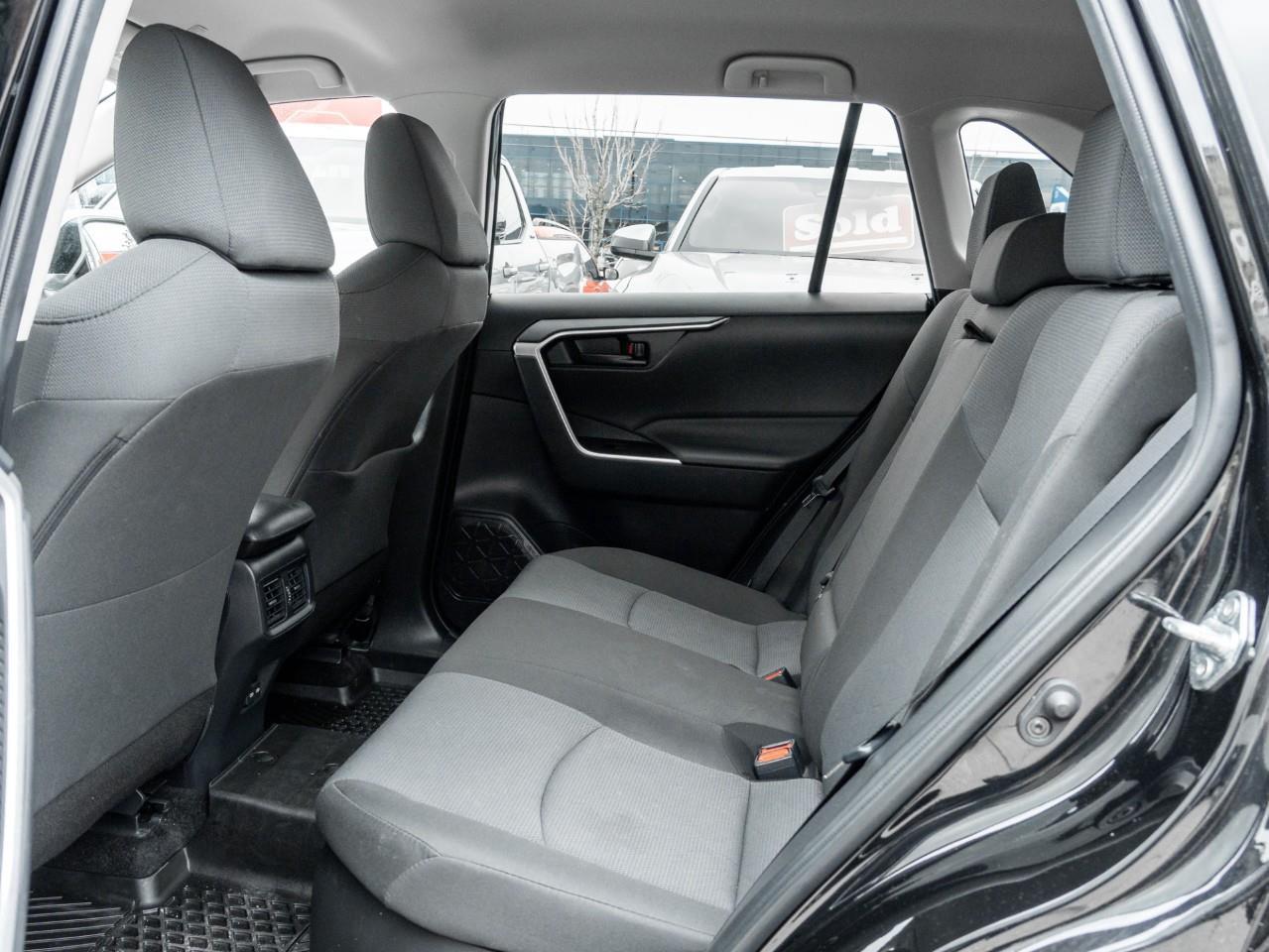 2025 Toyota RAV4 Hybrid LE 4dr All-Wheel Drive Photo