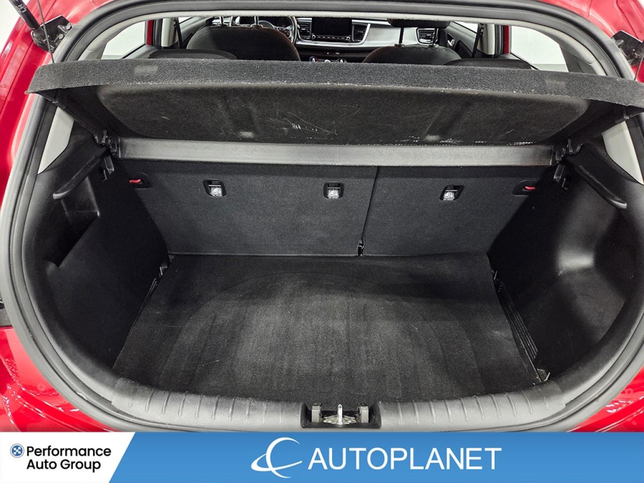 2021 Kia Rio 5-door LX Premium, Back Up Cam, Heated Seats! Photo