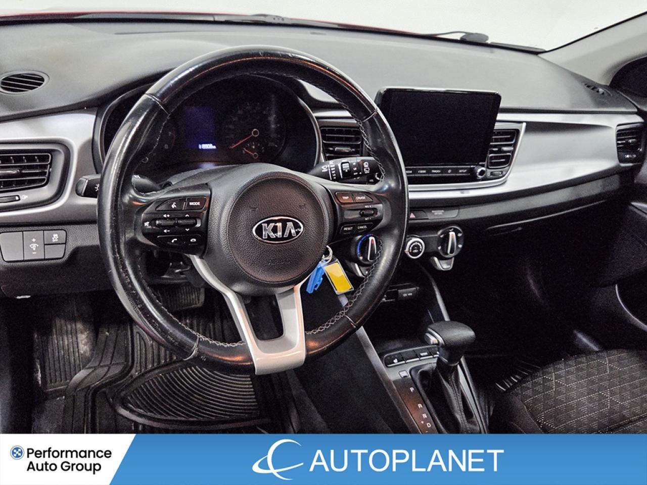 2021 Kia Rio 5-door LX Premium, Back Up Cam, Heated Seats! Photo