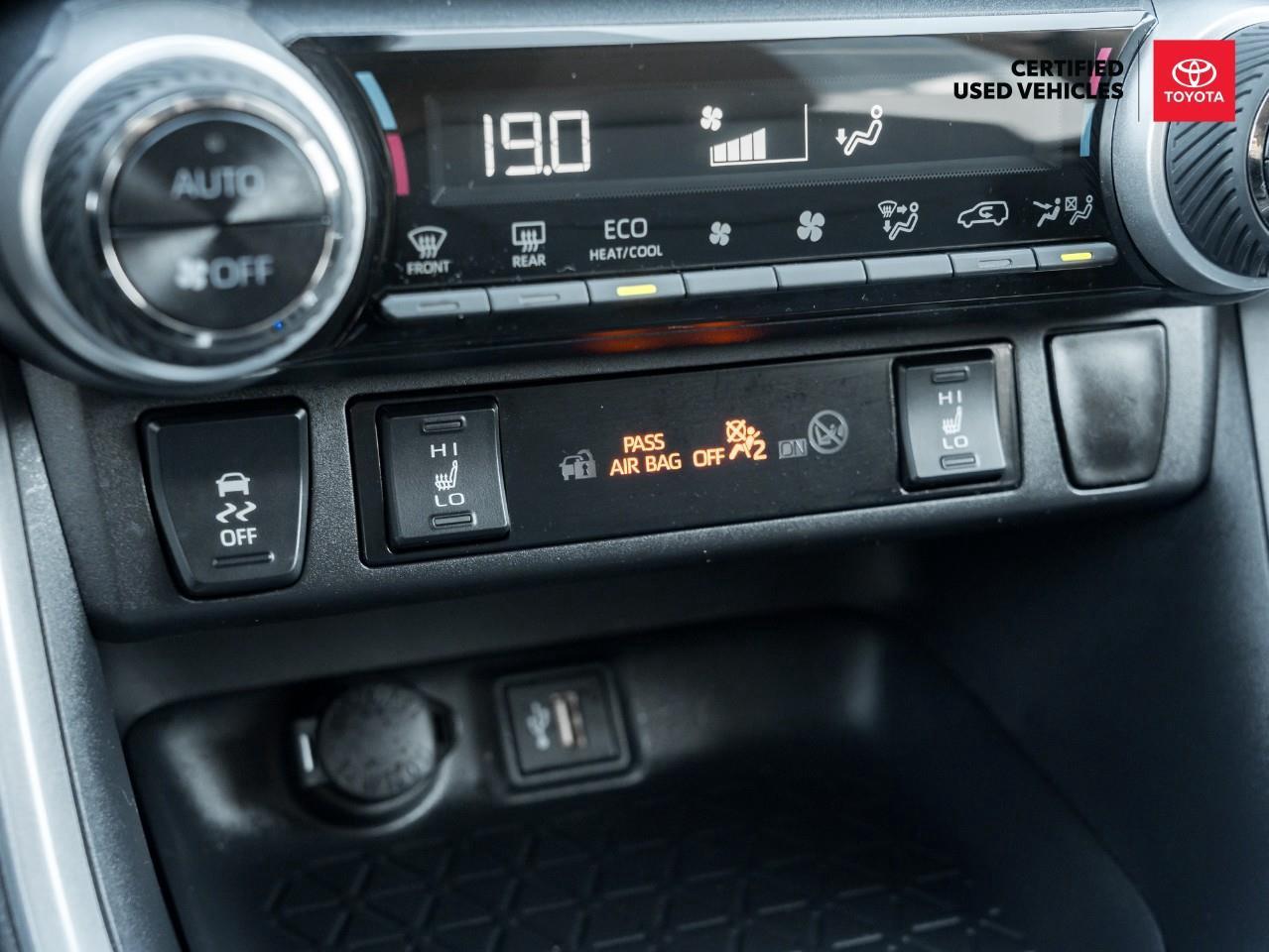 2025 Toyota RAV4 Hybrid LE 4dr All-Wheel Drive Photo