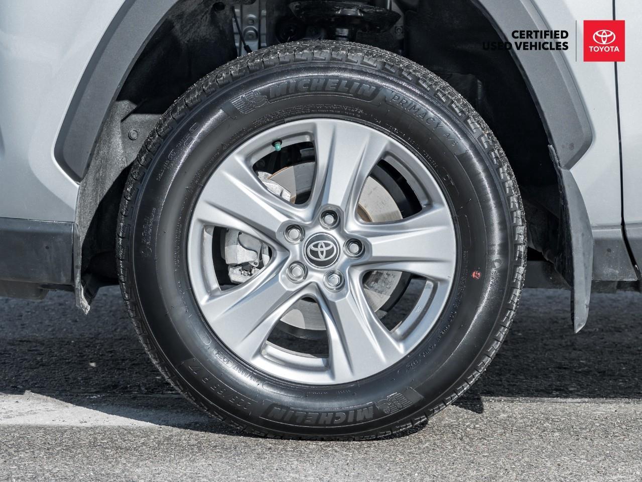 2025 Toyota RAV4 Hybrid LE 4dr All-Wheel Drive Photo