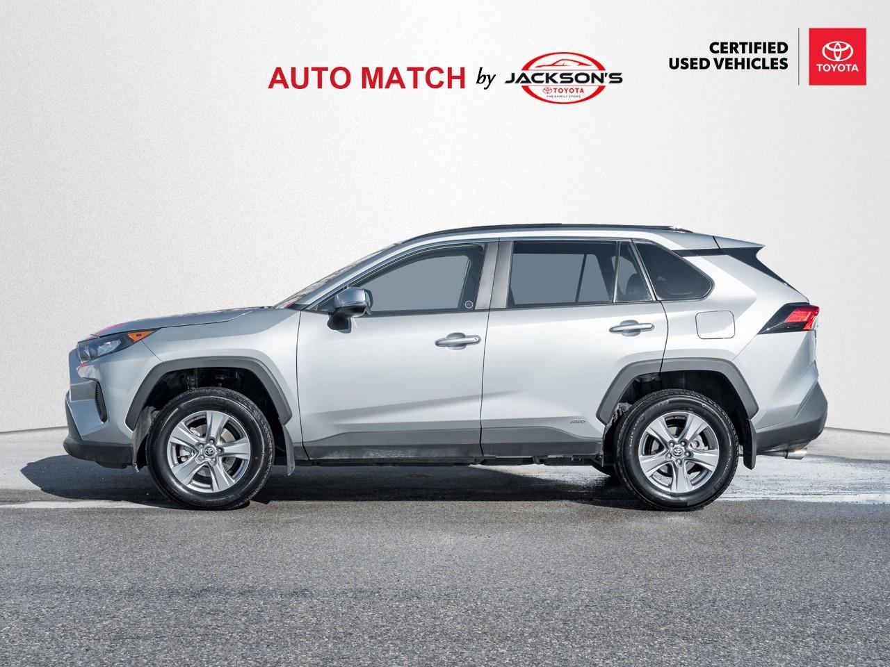 2025 Toyota RAV4 Hybrid LE 4dr All-Wheel Drive Photo3