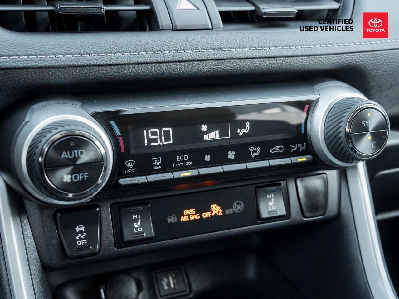 2025 Toyota RAV4 Hybrid LE 4dr All-Wheel Drive Photo