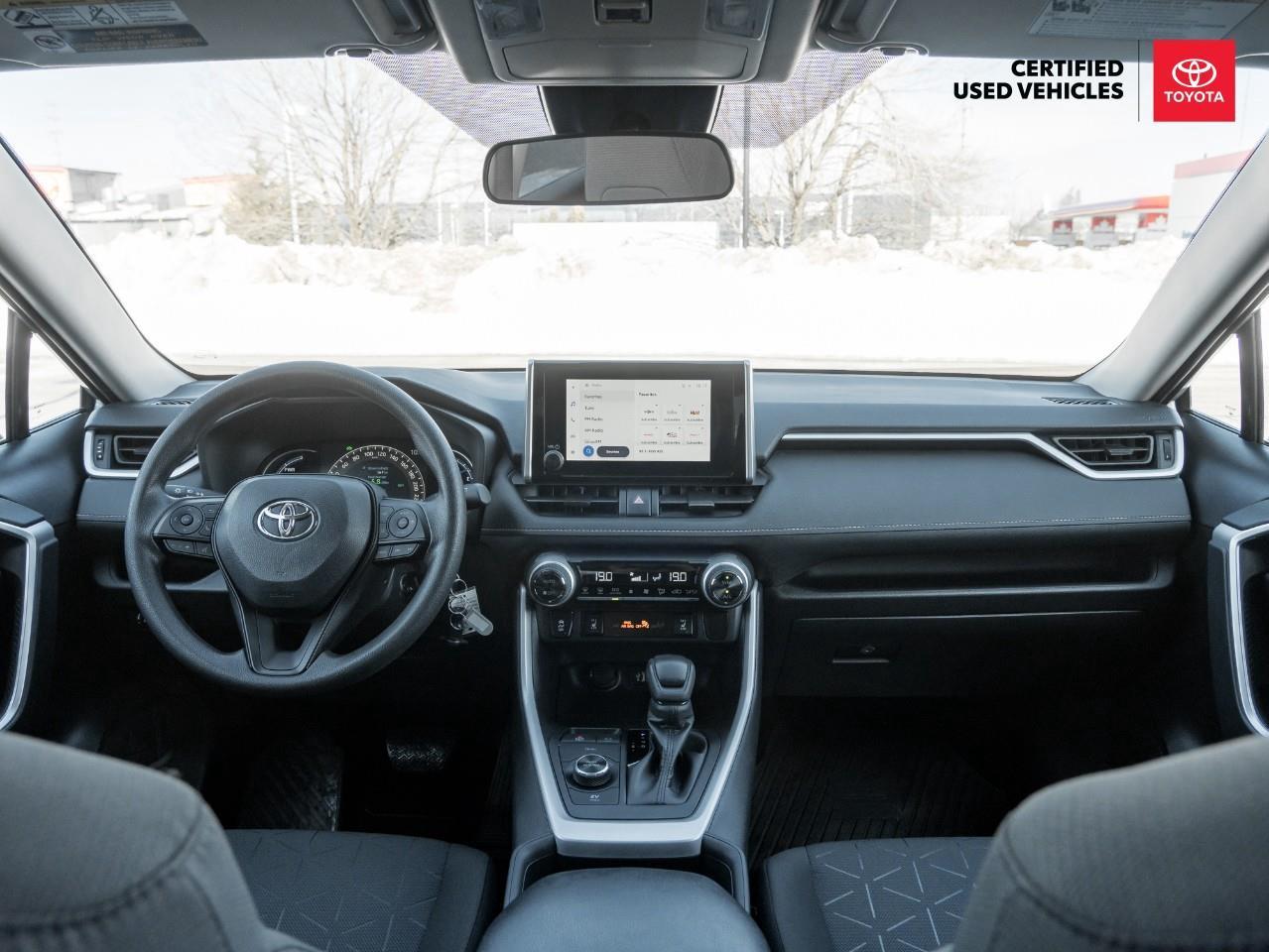 2025 Toyota RAV4 Hybrid LE 4dr All-Wheel Drive Photo