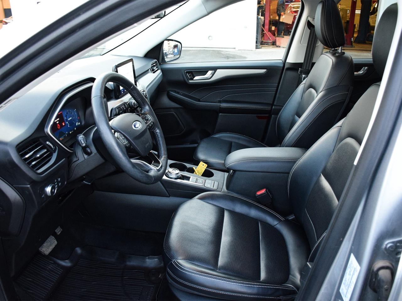 2021 Ford Escape One Owner   Low KM   Clean Carfax Photo