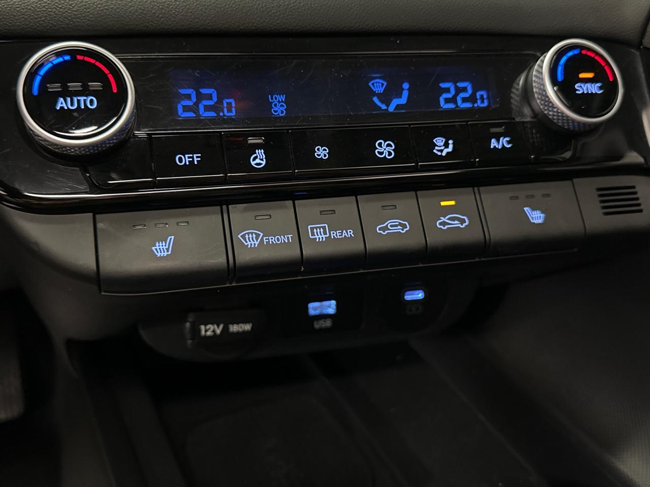 2024 Hyundai Elantra PREFERRED 4DR SEDAN Photo