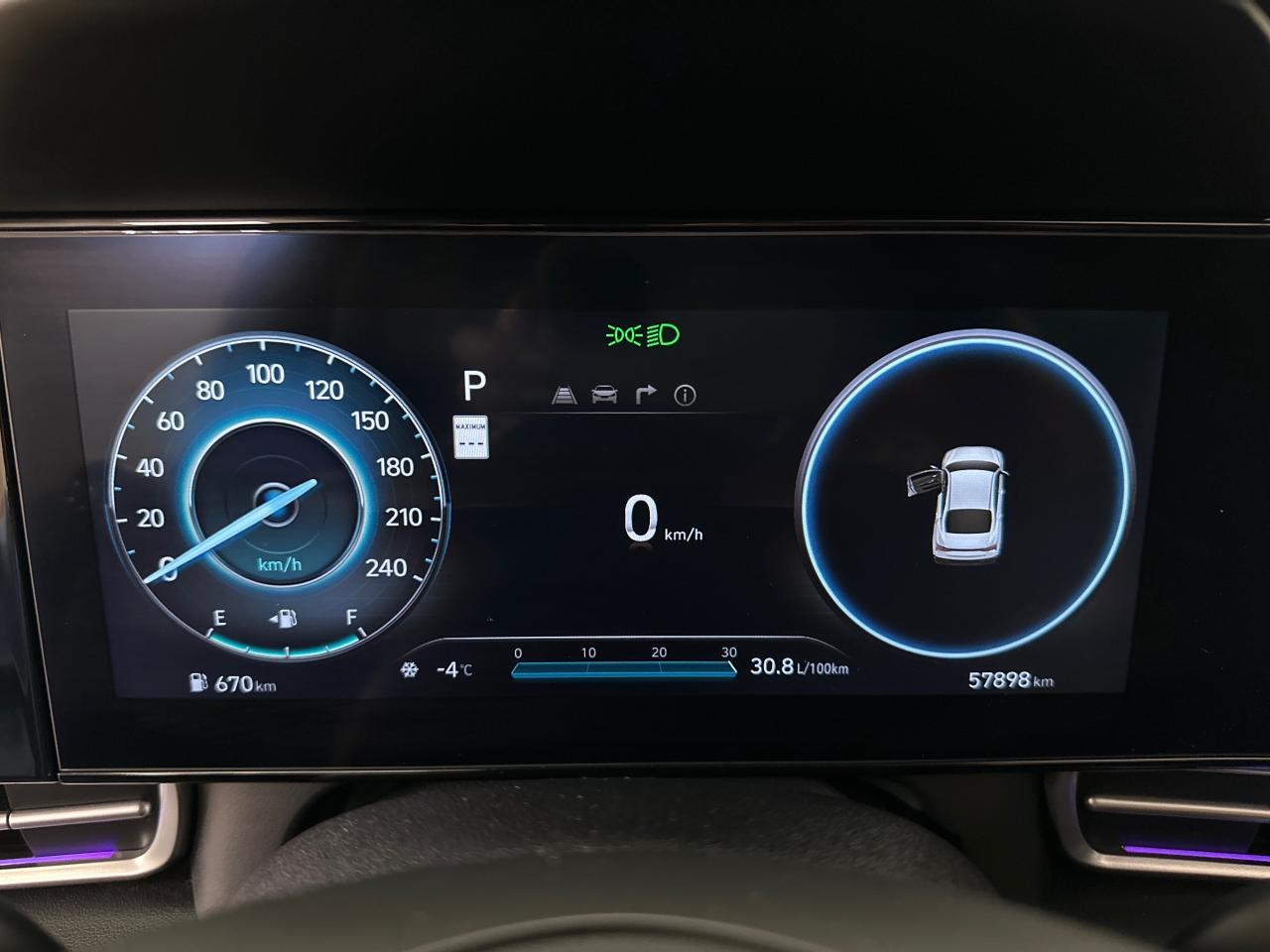 2024 Hyundai Elantra PREFERRED 4DR SEDAN Photo