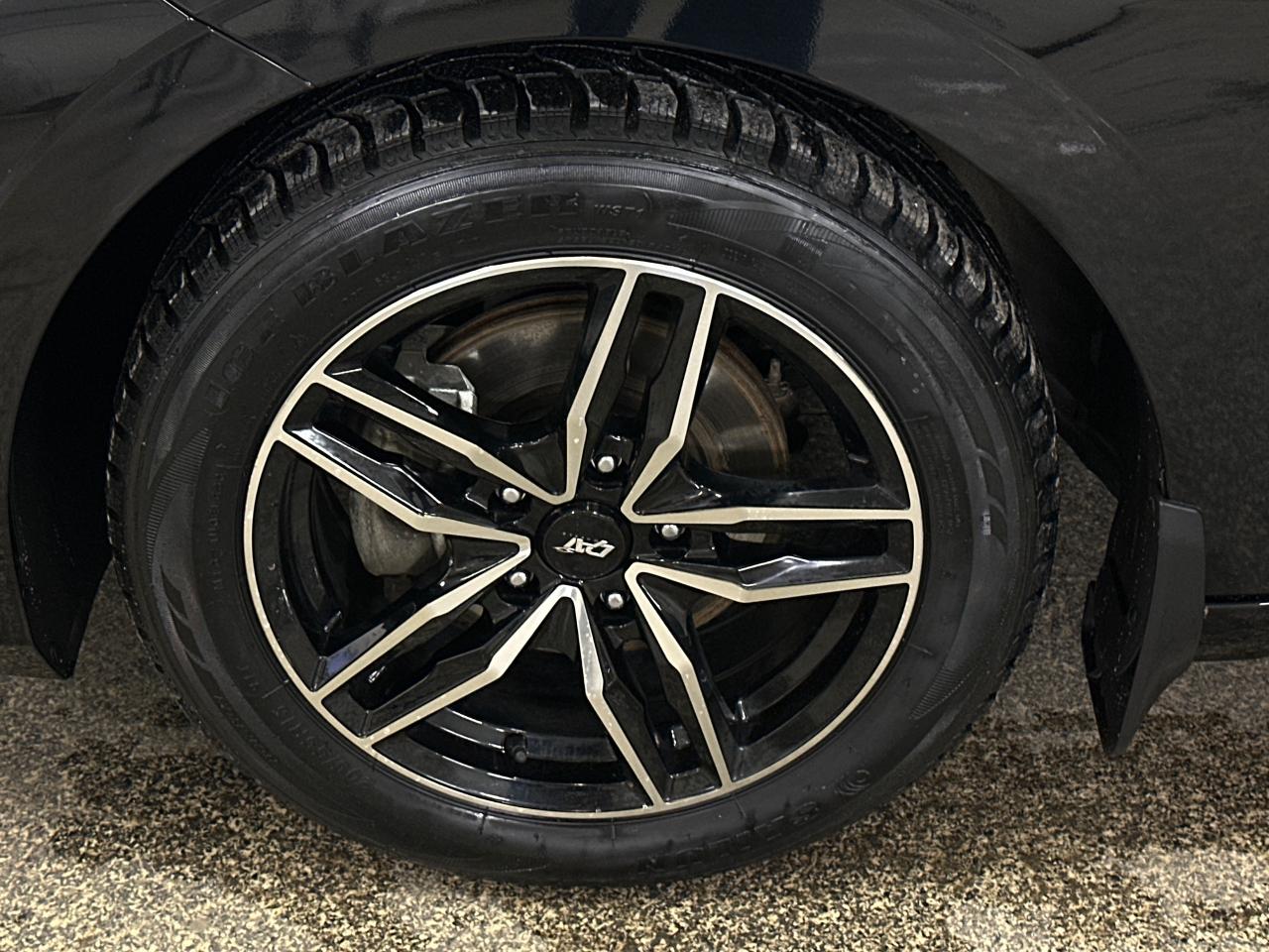 2024 Hyundai Elantra PREFERRED 4DR SEDAN Photo