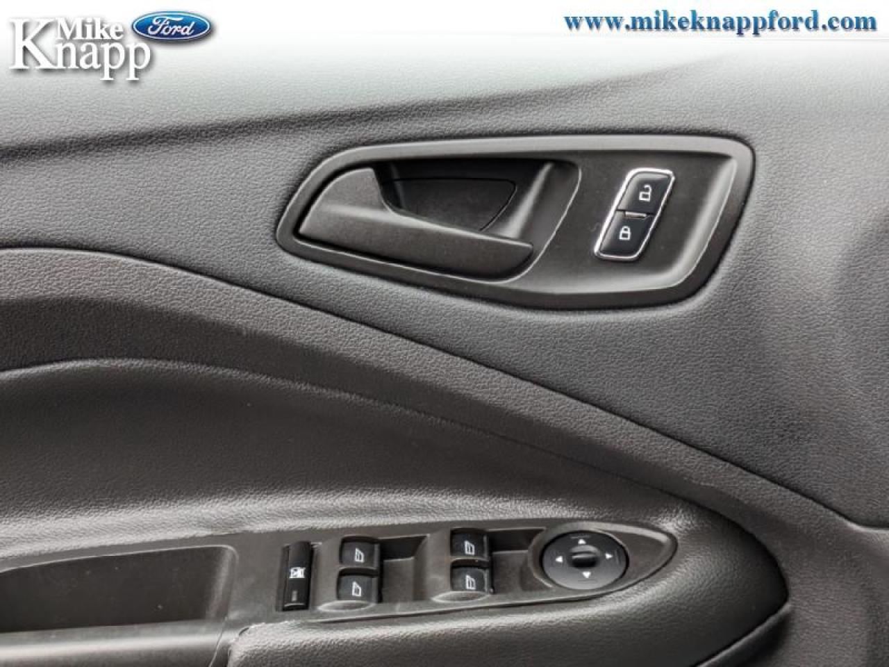 2016 Ford Escape S Photo