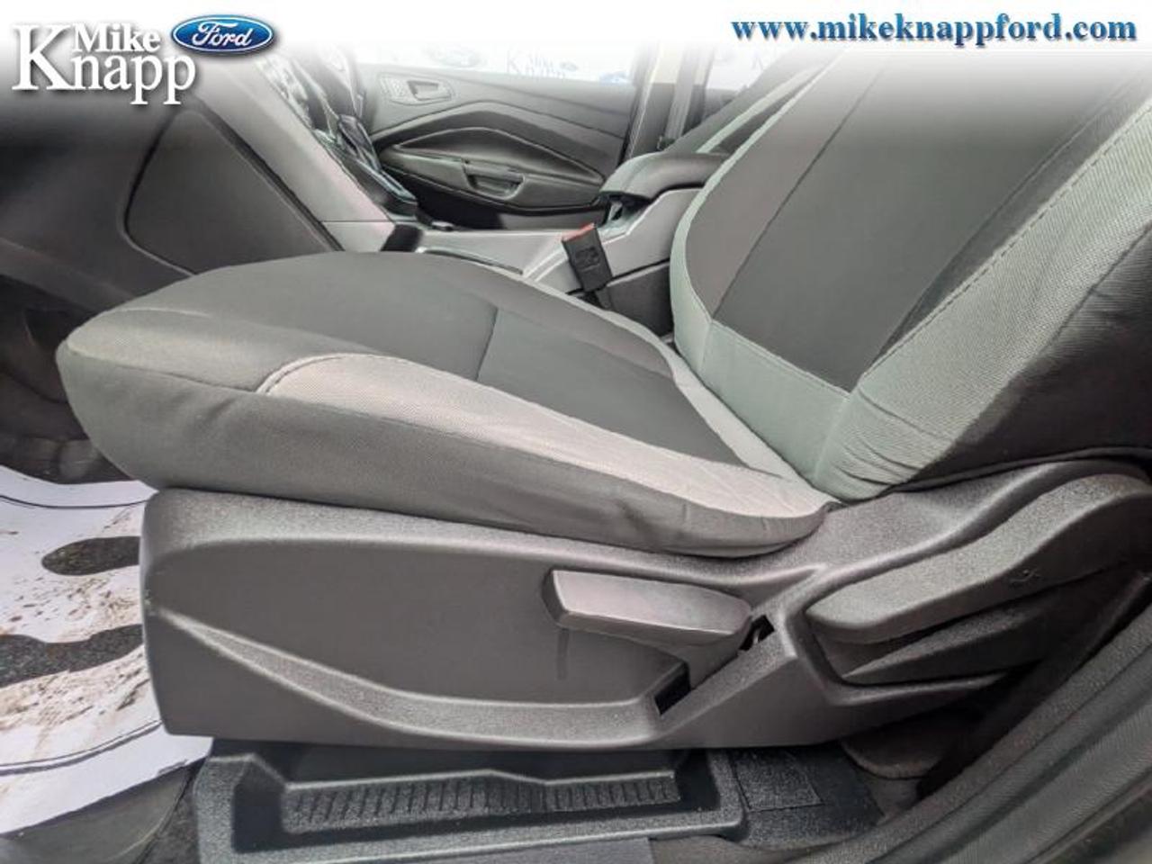 2016 Ford Escape S Photo