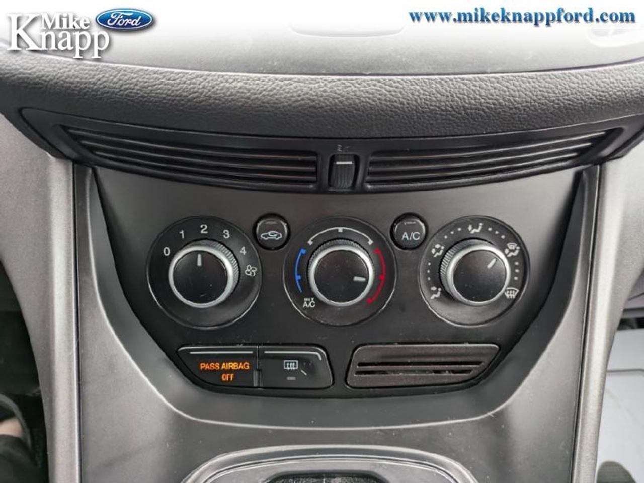 2016 Ford Escape S Photo