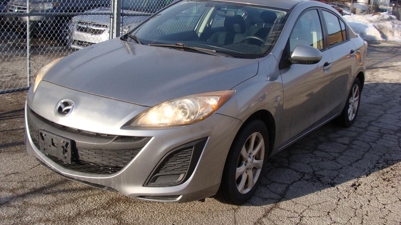 2010 Mazda MAZDA3 4dr Sdn Man GX*NEW PRICE!*DRIVES GREAT!* Photo