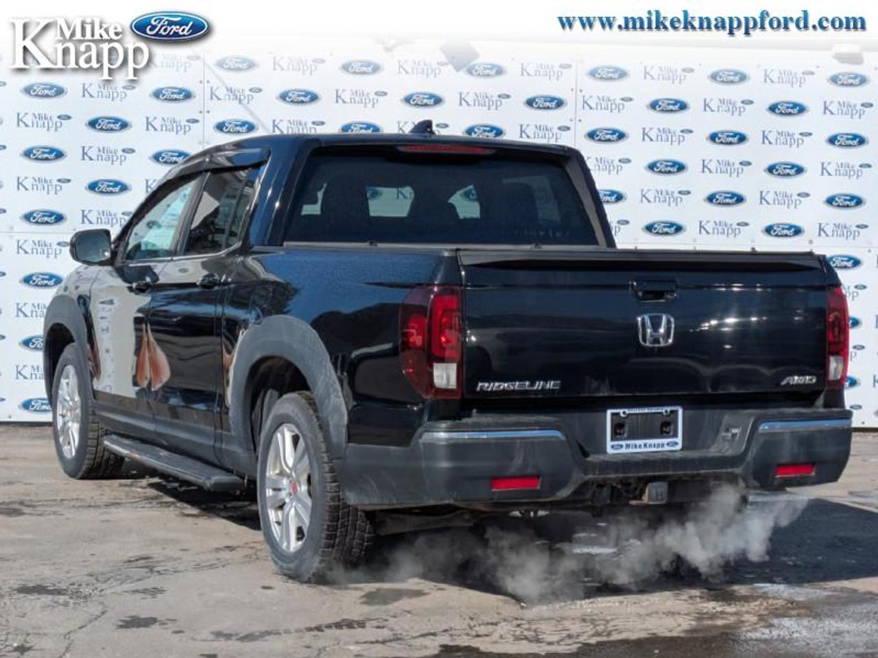 2018 Honda Ridgeline LX Photo2