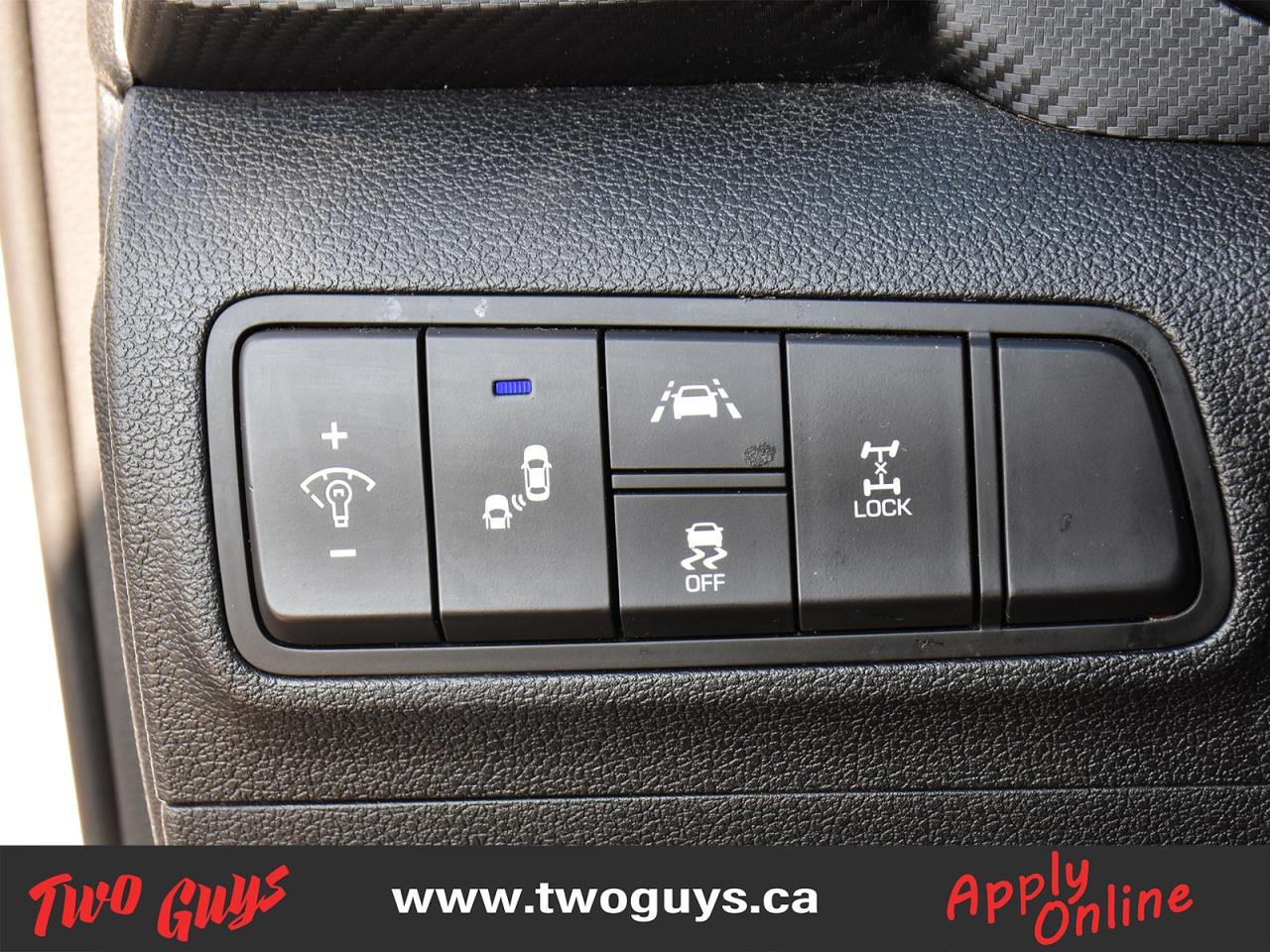 2019 Hyundai Tucson Preferred w/Trend Pkg AWD Panoroof Back Up Cam Photo