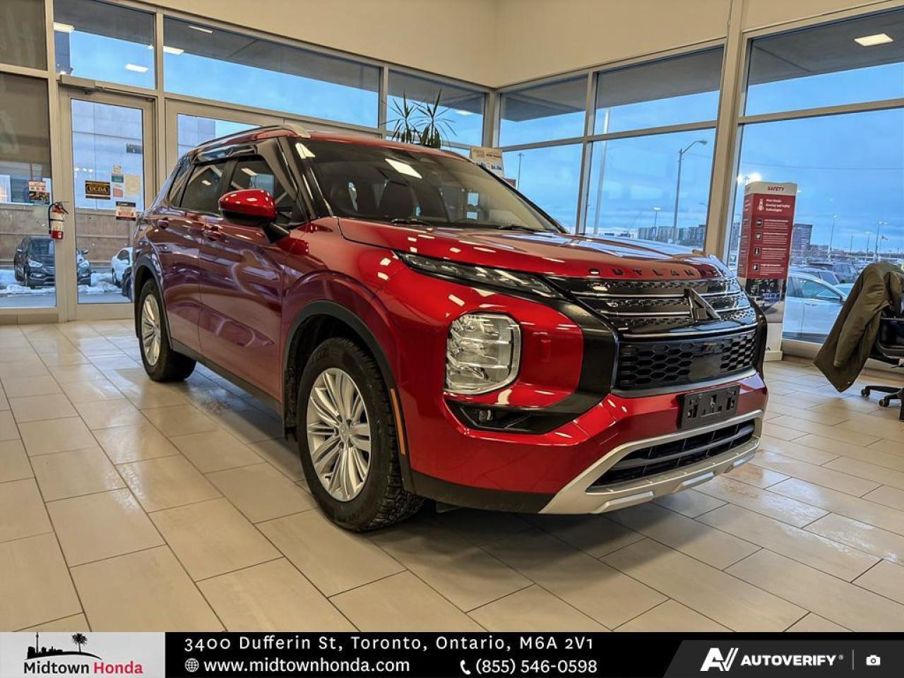 2022 Mitsubishi Outlander ONE OWNER I LG INFO SCREEN I 3RD ROW SEATS Photo