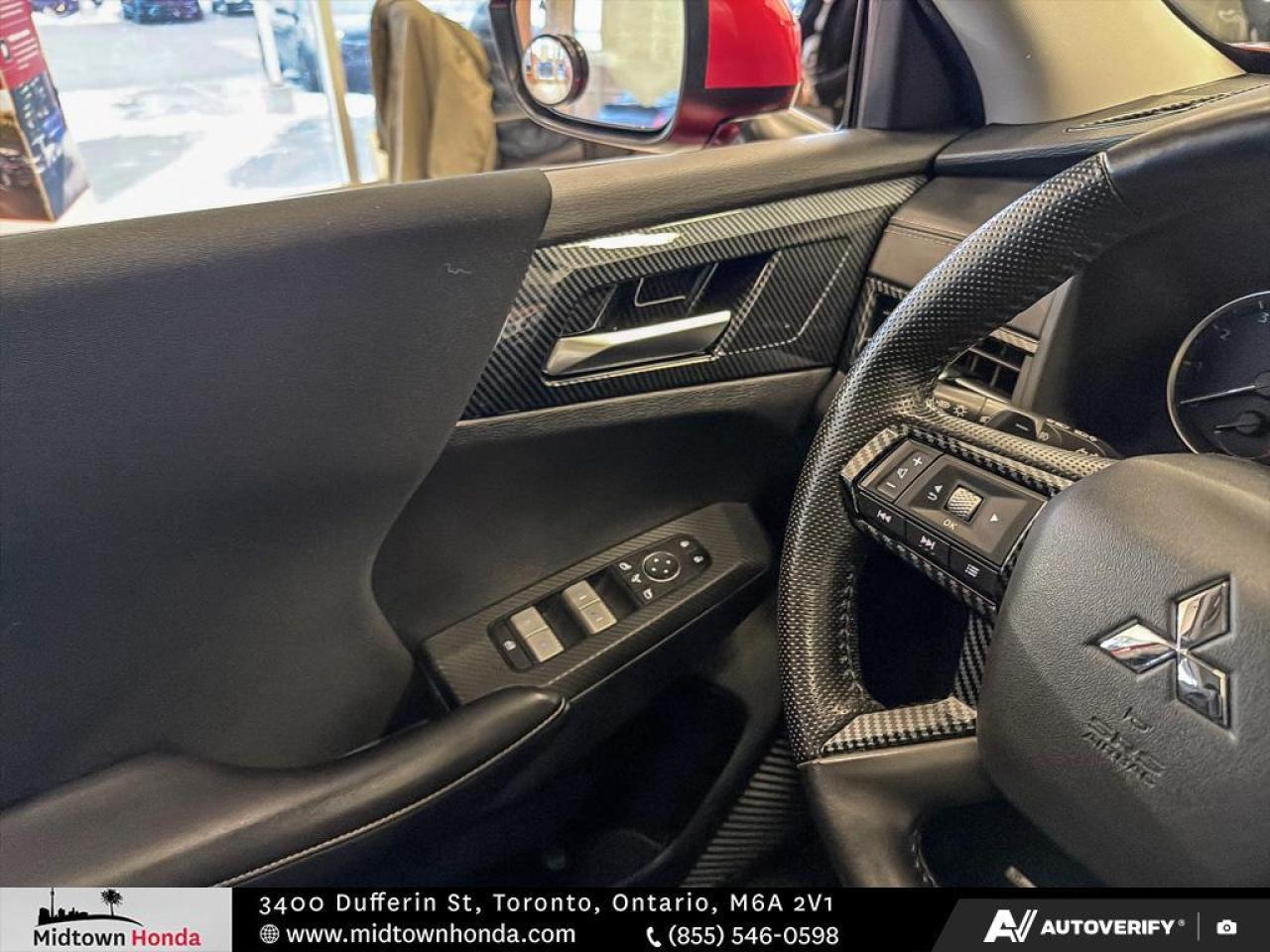 2022 Mitsubishi Outlander ONE OWNER I LG INFO SCREEN I 3RD ROW SEATS Photo