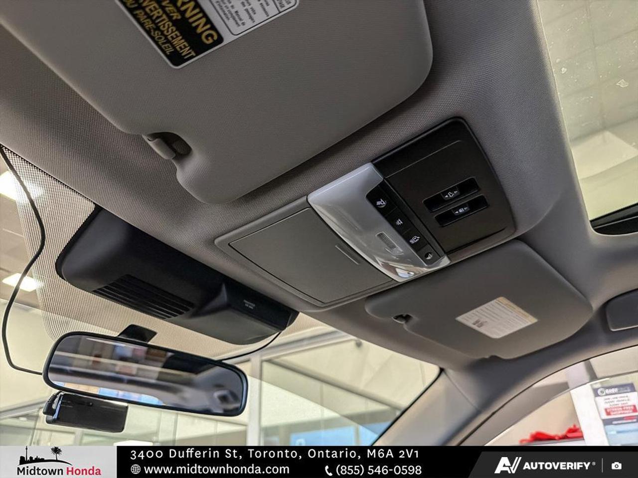 2022 Mitsubishi Outlander ONE OWNER I LG INFO SCREEN I 3RD ROW SEATS Photo