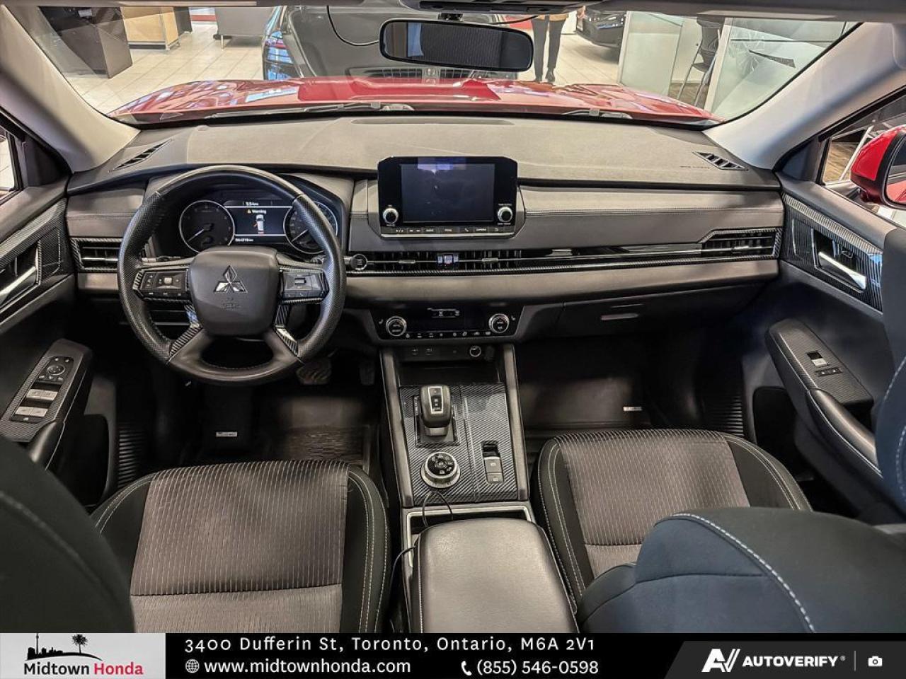 2022 Mitsubishi Outlander ONE OWNER I LG INFO SCREEN I 3RD ROW SEATS Photo