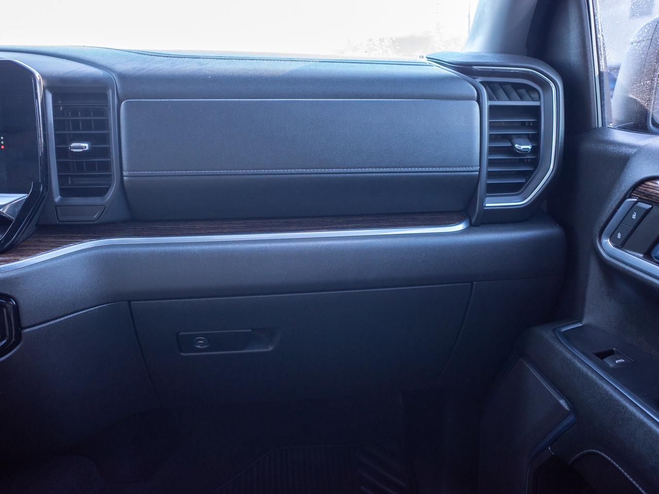 2024 GMC Sierra 1500 Elevation - Skid Plate   Heated Steering Wheel Photo