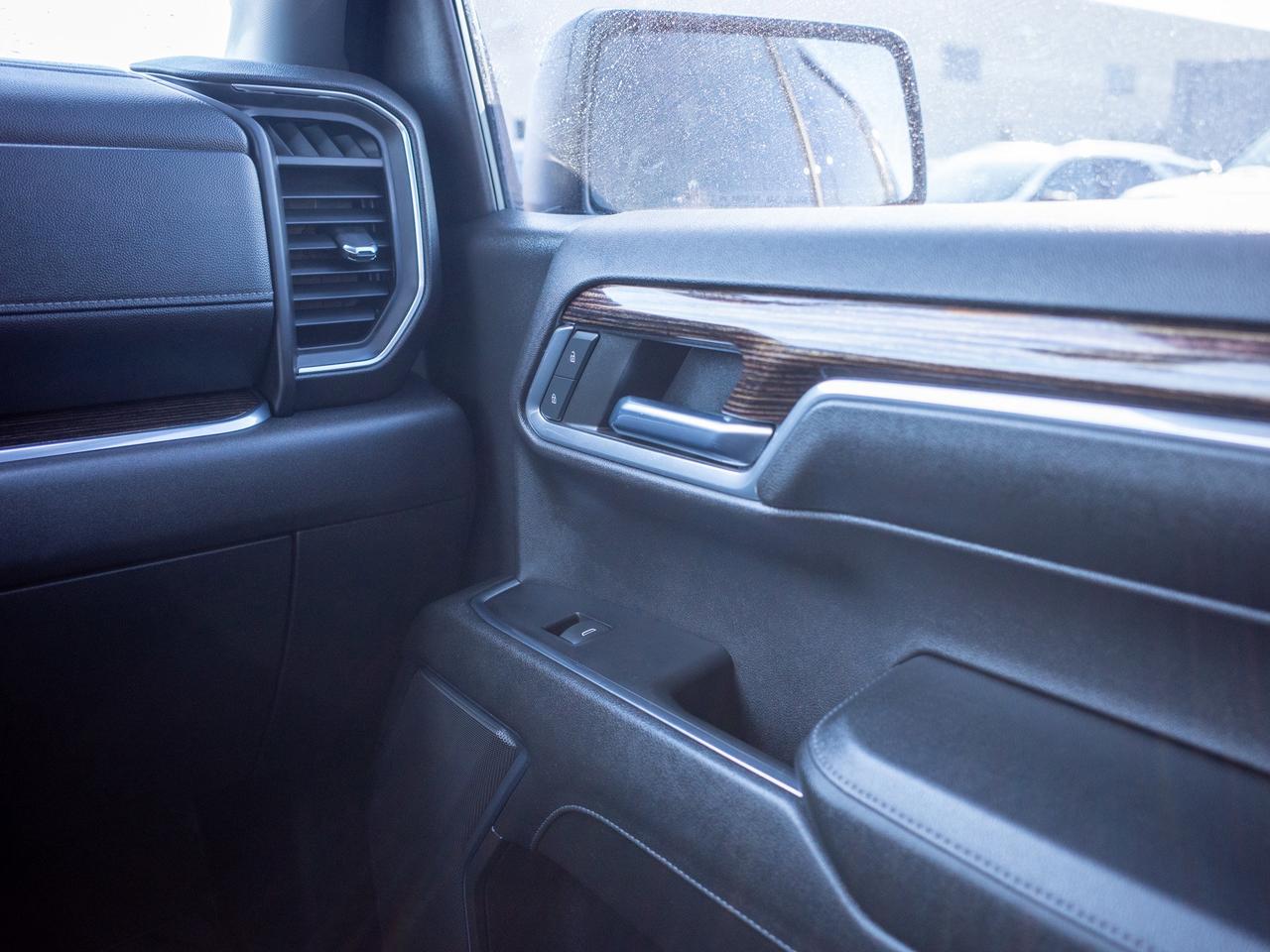 2024 GMC Sierra 1500 Elevation - Skid Plate   Heated Steering Wheel Photo