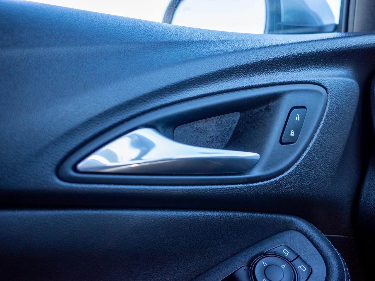 2024 Buick Encore GX Preferred - Blind Spot Monitor   Heated Seats Photo