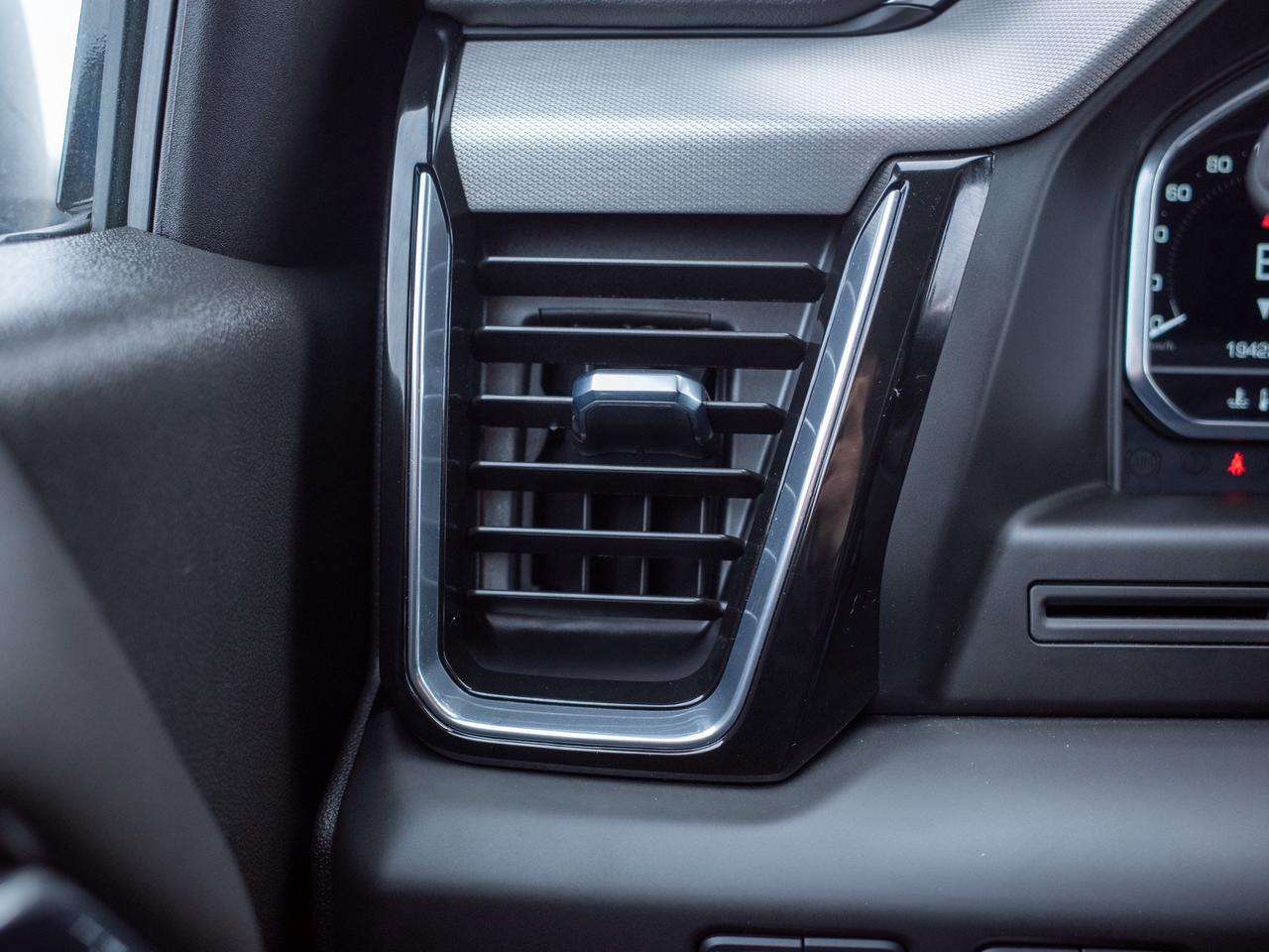 2025 GMC Sierra 1500 Denali - Heated Seats   Rain Sensing Wipers Photo
