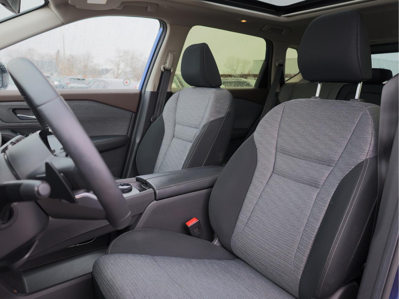 2023 Nissan Rogue SV AWD   Panoramic Roof   Climate Ctrl   Pwr Seat Photo