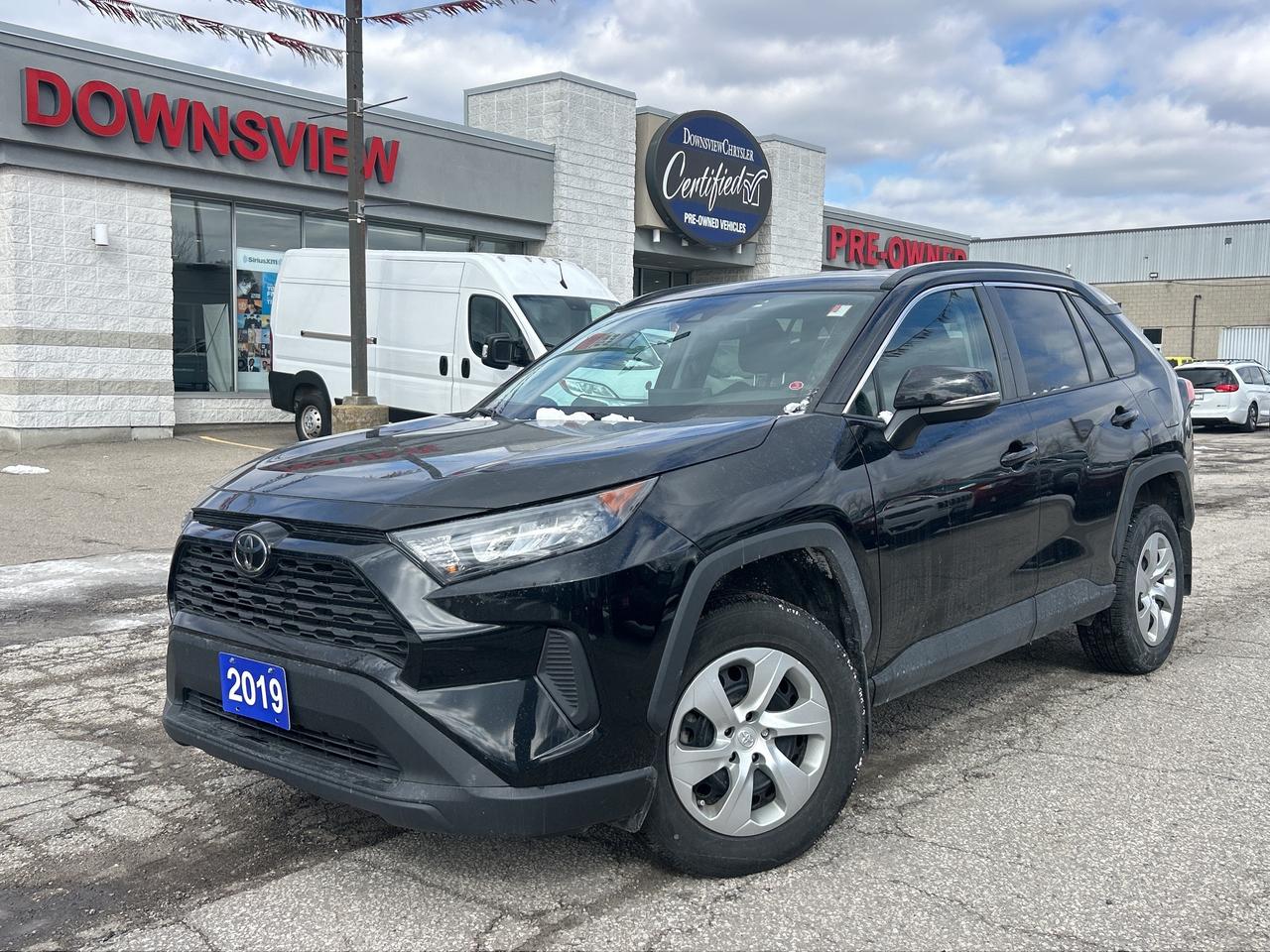 2019 Toyota RAV4 LE, Pre-Collision, Lane Departure Alert, LSD Photo0