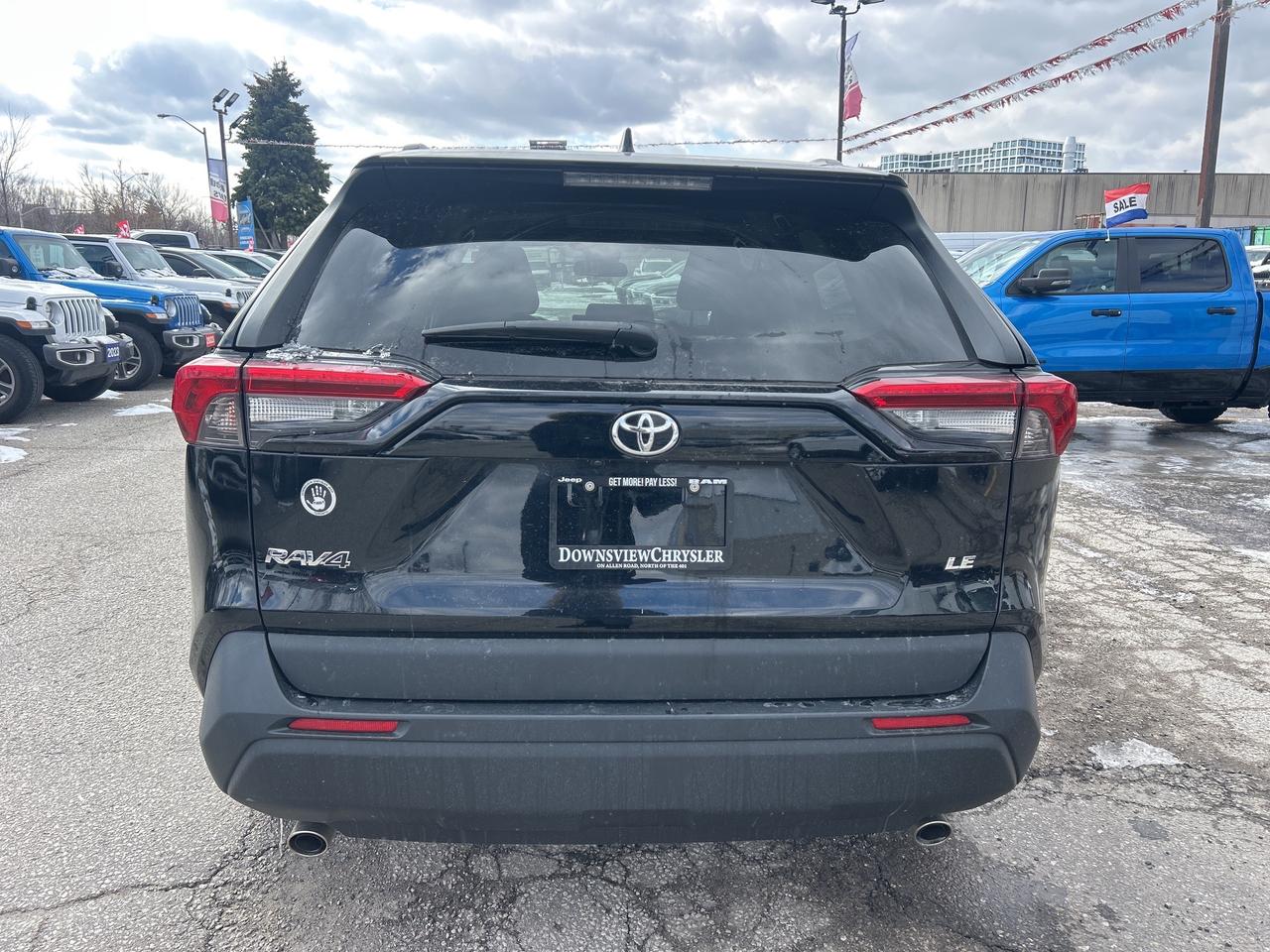 2019 Toyota RAV4 LE, Pre-Collision, Lane Departure Alert, LSD Photo