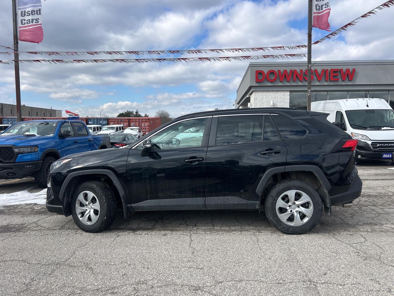 2019 Toyota RAV4 LE, Pre-Collision, Lane Departure Alert, LSD Photo