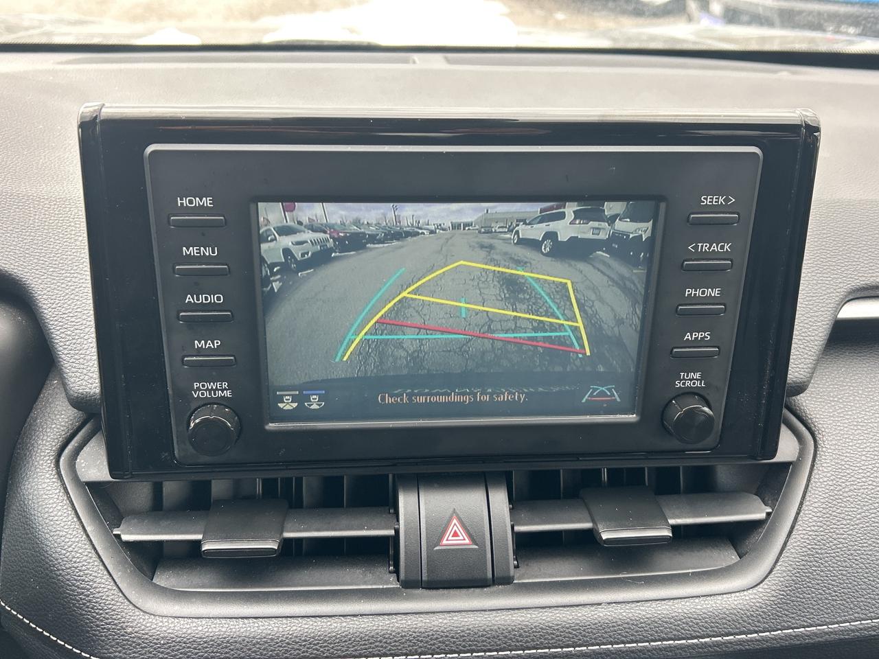 2019 Toyota RAV4 LE, Pre-Collision, Lane Departure Alert, LSD Photo