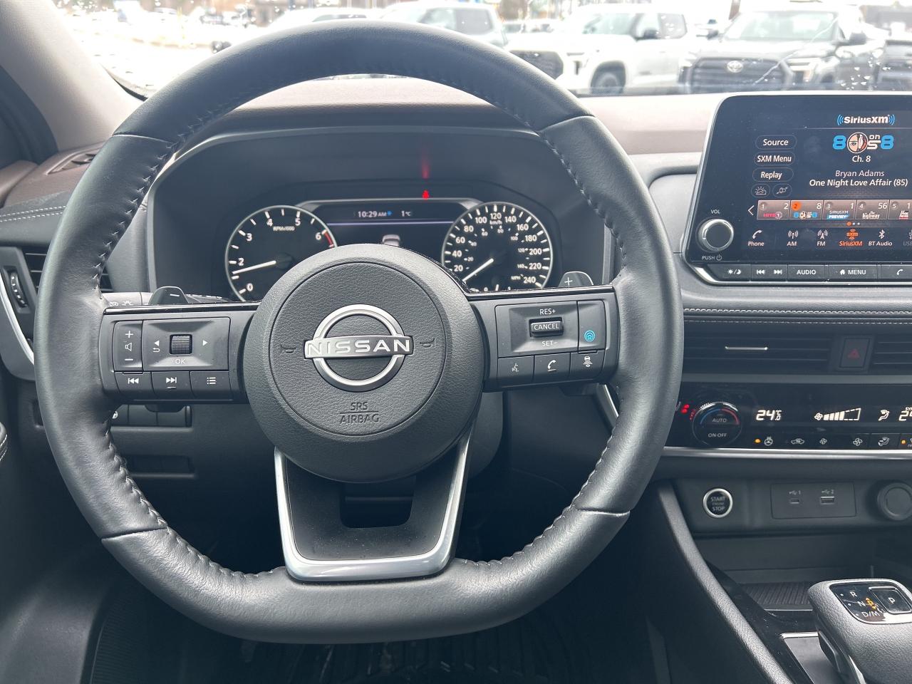 2023 Nissan Rogue SV Moonroof   LOW KM Photo