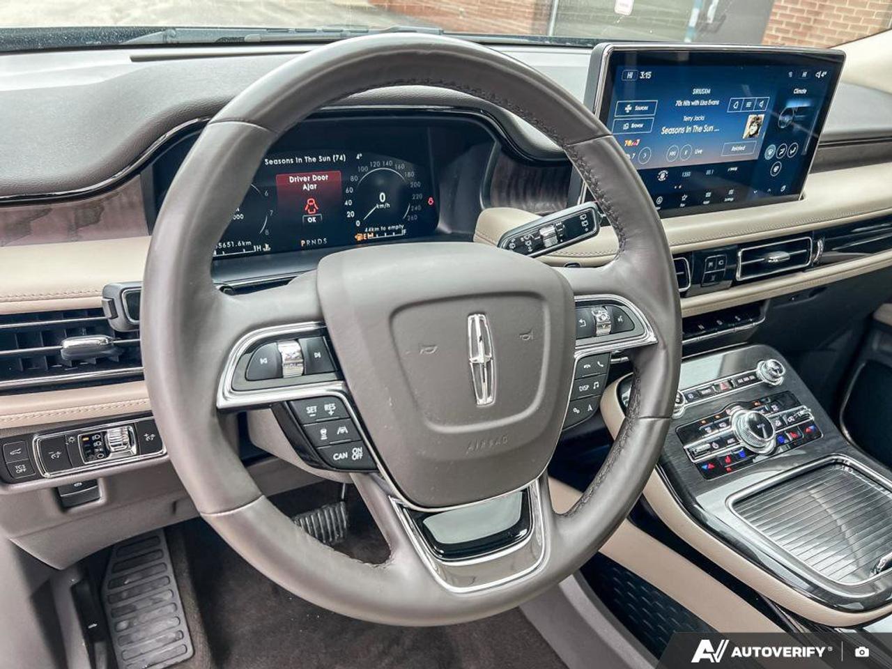 2023 Lincoln Nautilus Reserve   ONE OWNER   MOONROOF   LEATHER Photo