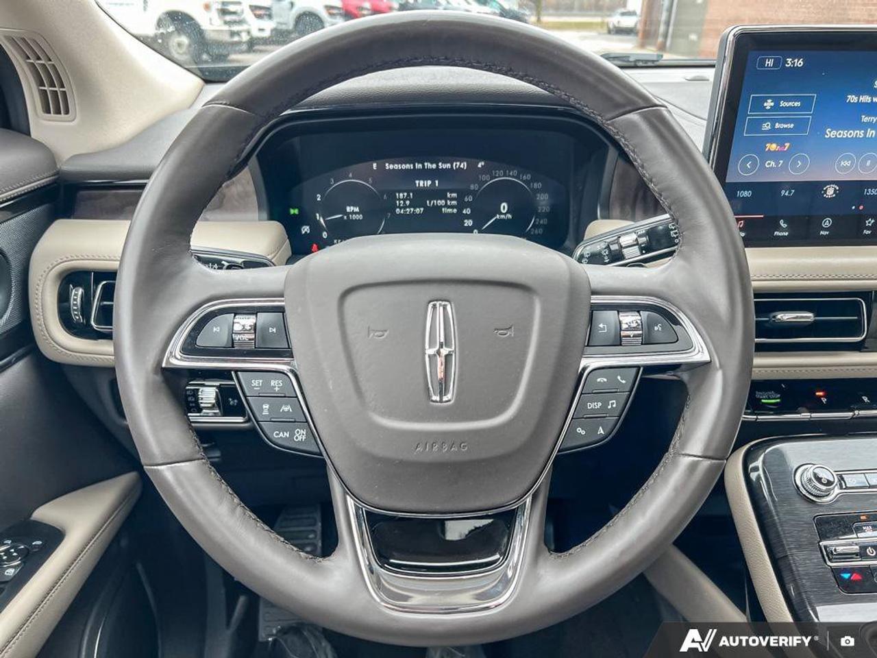 2023 Lincoln Nautilus Reserve   ONE OWNER   MOONROOF   LEATHER Photo